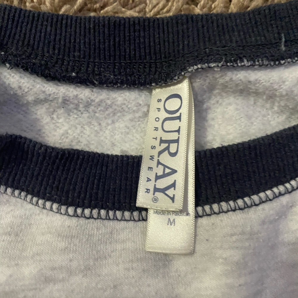 UCLA sweatshirt navy and white - Picture 2 of 2